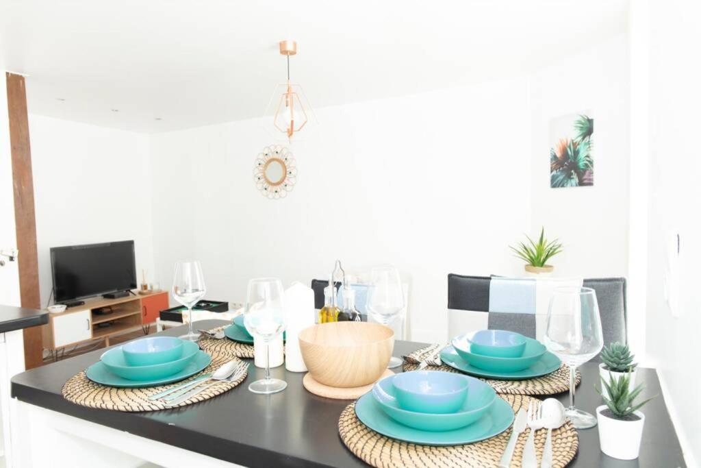Coeur De Ville Enghien Les Bains - 2 Pieces Lumineux Et Chaleureux - 15 Min De Paris Ngoại thất bức ảnh