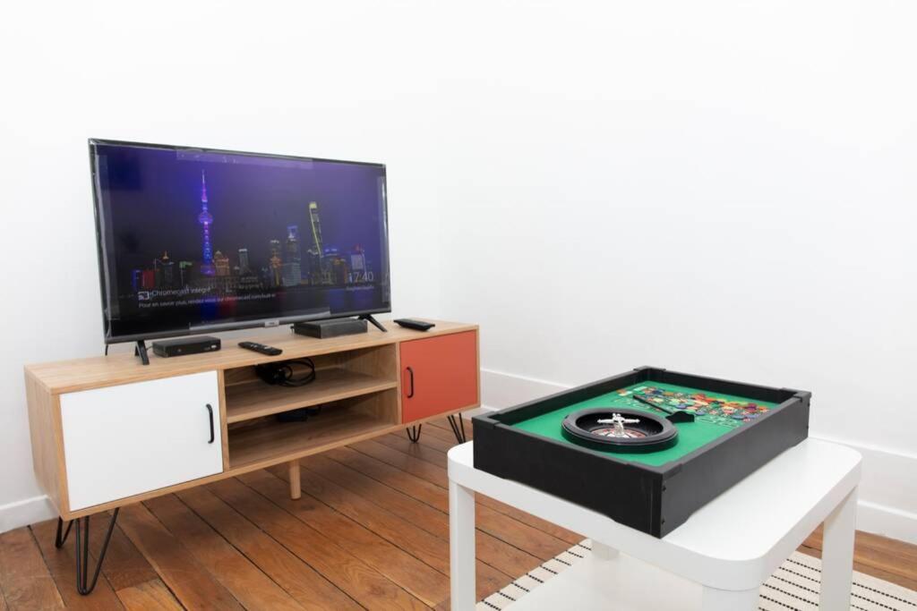 Coeur De Ville Enghien Les Bains - 2 Pieces Lumineux Et Chaleureux - 15 Min De Paris Ngoại thất bức ảnh